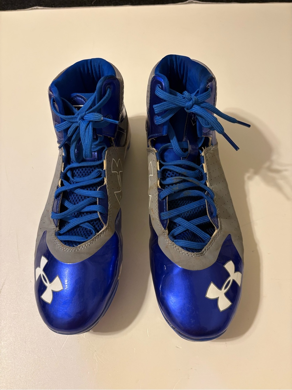 Under Armour men’s ball shoes with metal cleats